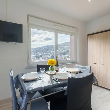 La P'tite Brimbelle De Bellevue - Parking Prive Apartment